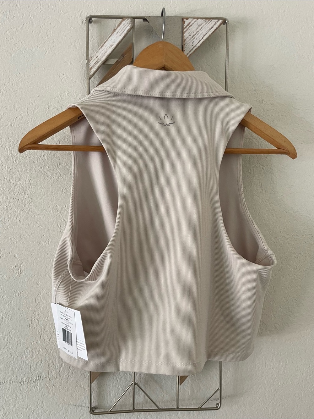 Beyond Yoga Heather Rib Prep Cropped Tank - Picture 9 of 9
